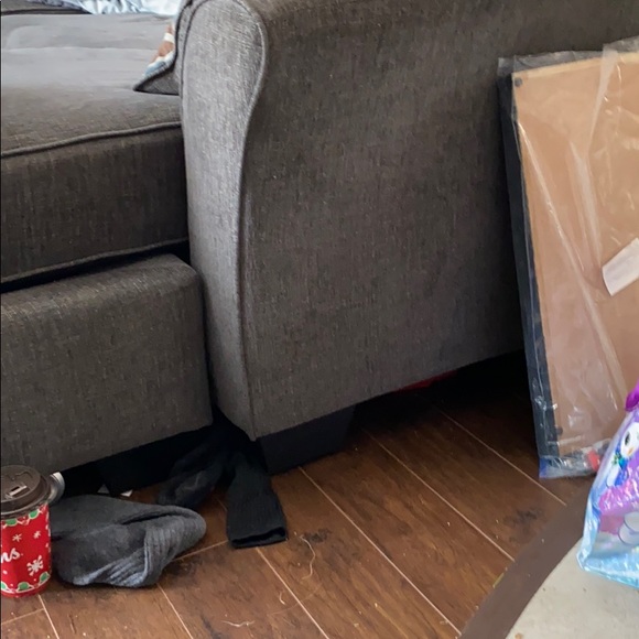 Meet your Posher, Emily - Picture 1 of 1